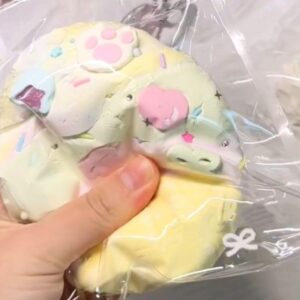Handmade Stacked Ice Cream Cone Squishy Gift Musical Squeeze Food-Grade Silicone Affordable Student