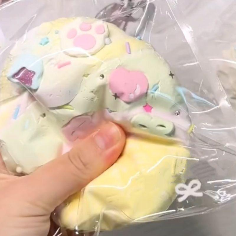 Handmade Stacked Ice Cream Cone Squishy Gift Musical Squeeze Food-Grade Silicone Affordable Student