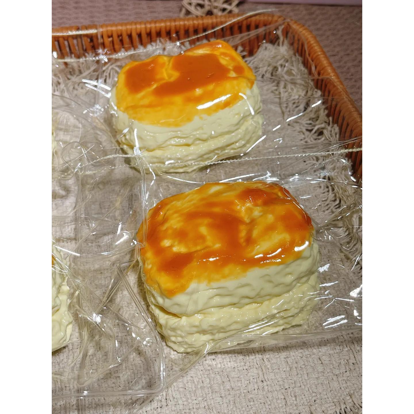 Kawaii Scone Bread Slow-Rise Squishy Toy - Image 6
