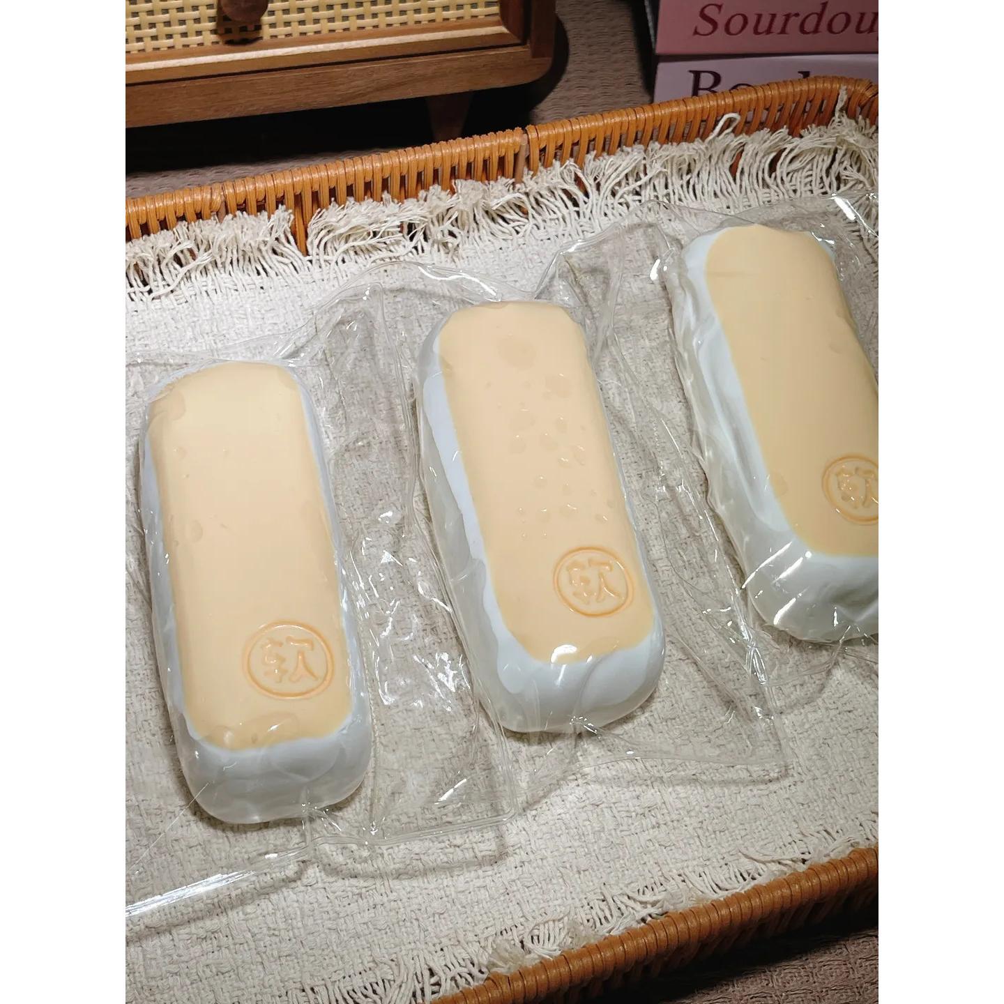 Handmade Long Soft Bread Stress Relief Squishy | 210g Food-Grade Silicone | Slow Rebound & Bright Co - Image 8