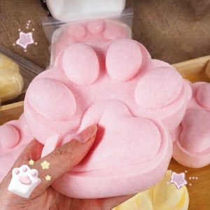 Jumbo Wet-Soft Kitty Paw Slow-Rise Squishy
